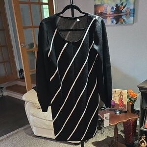 Nina Leonard Black and White Stripped Dress   🖤   SIZE L        ⭐️✨️NEW    ✨ ⭐️